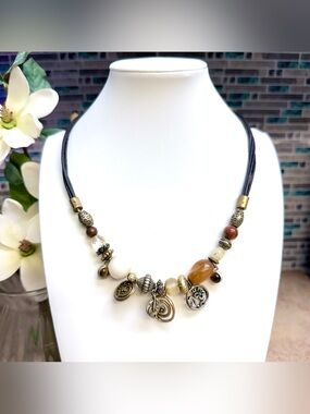 Chico’s beaded statement necklace